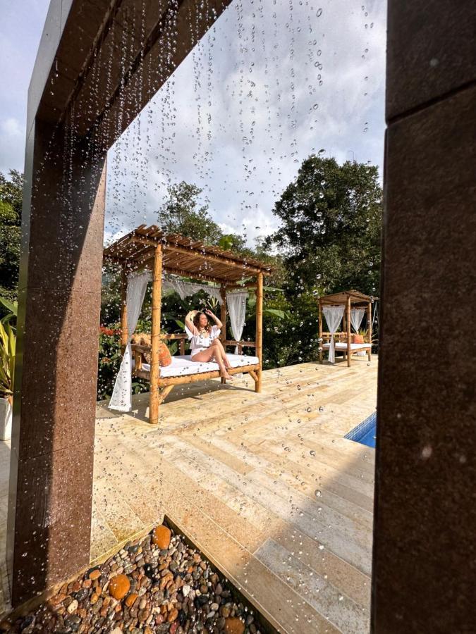 Montelena Glamping *