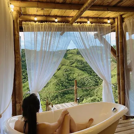 Montelena Glamping Hotel Vergara Exterior photo