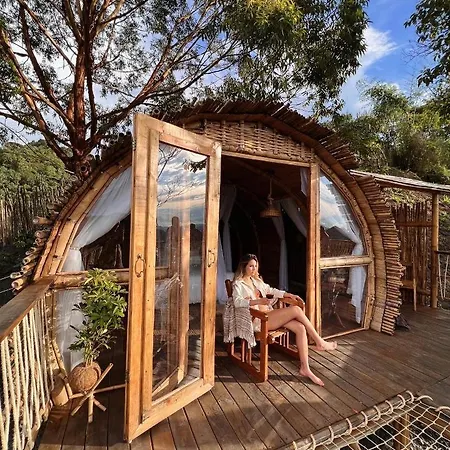 Montelena Glamping Hotel Vergara Exterior photo