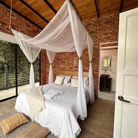 Montelena Glamping Hotel Vergara Exterior photo
